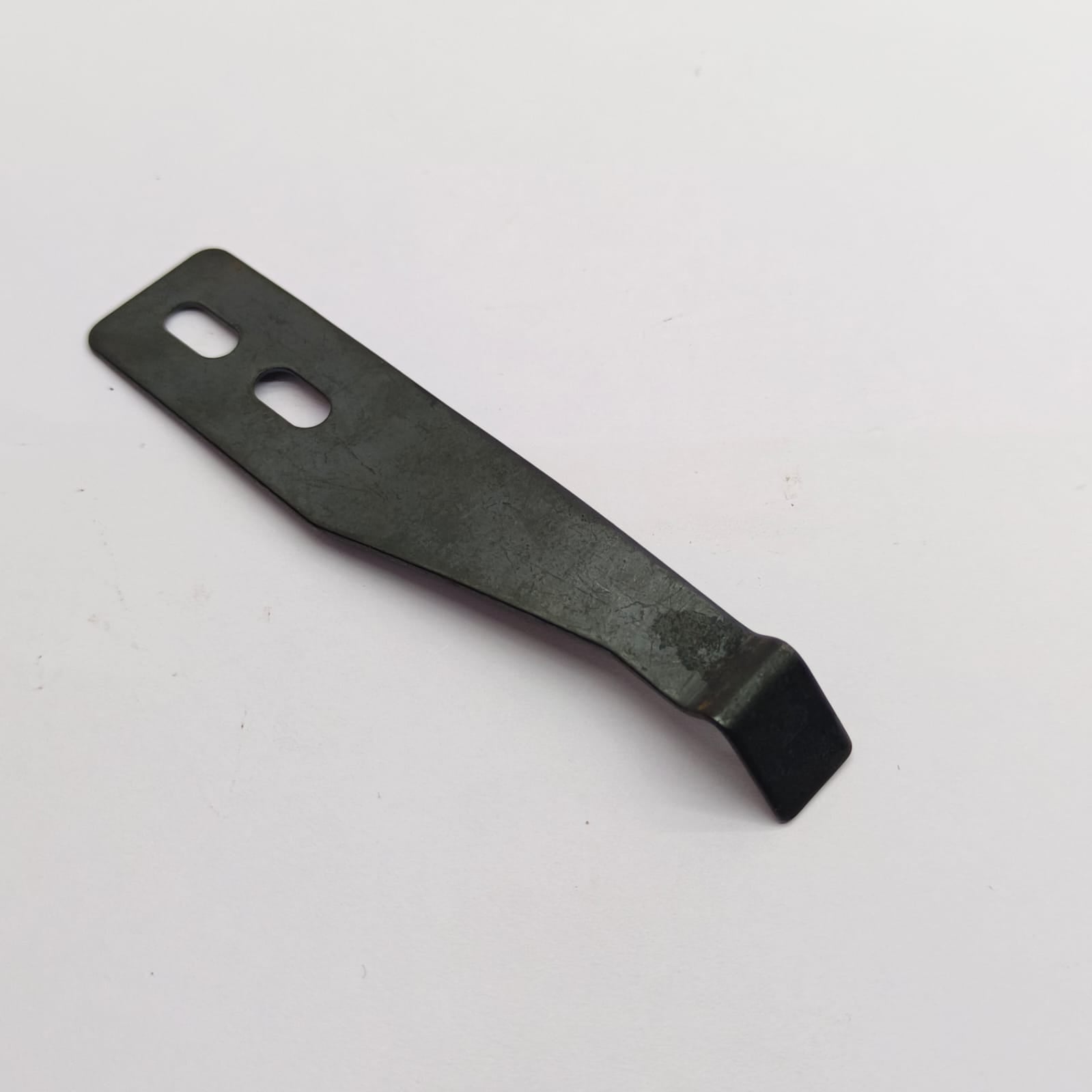 135-02703 Belt Cover Presser Spring For Juki Lk-1850 Spare Part