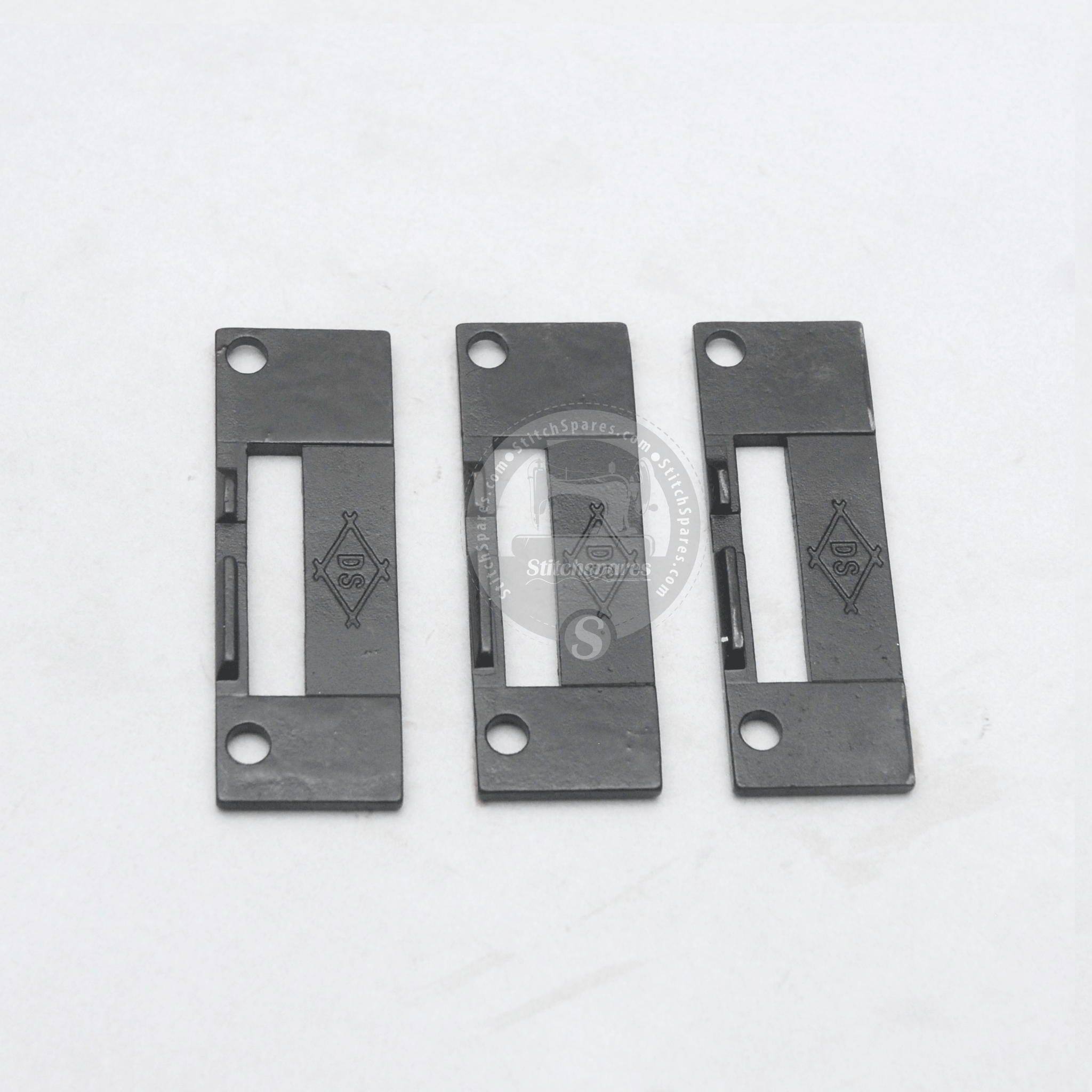 B1109-562-000 Needle Plate/Throat Plate JUKI LU-562N / LU-563N Walking Foot Sewing Machine Spare Part