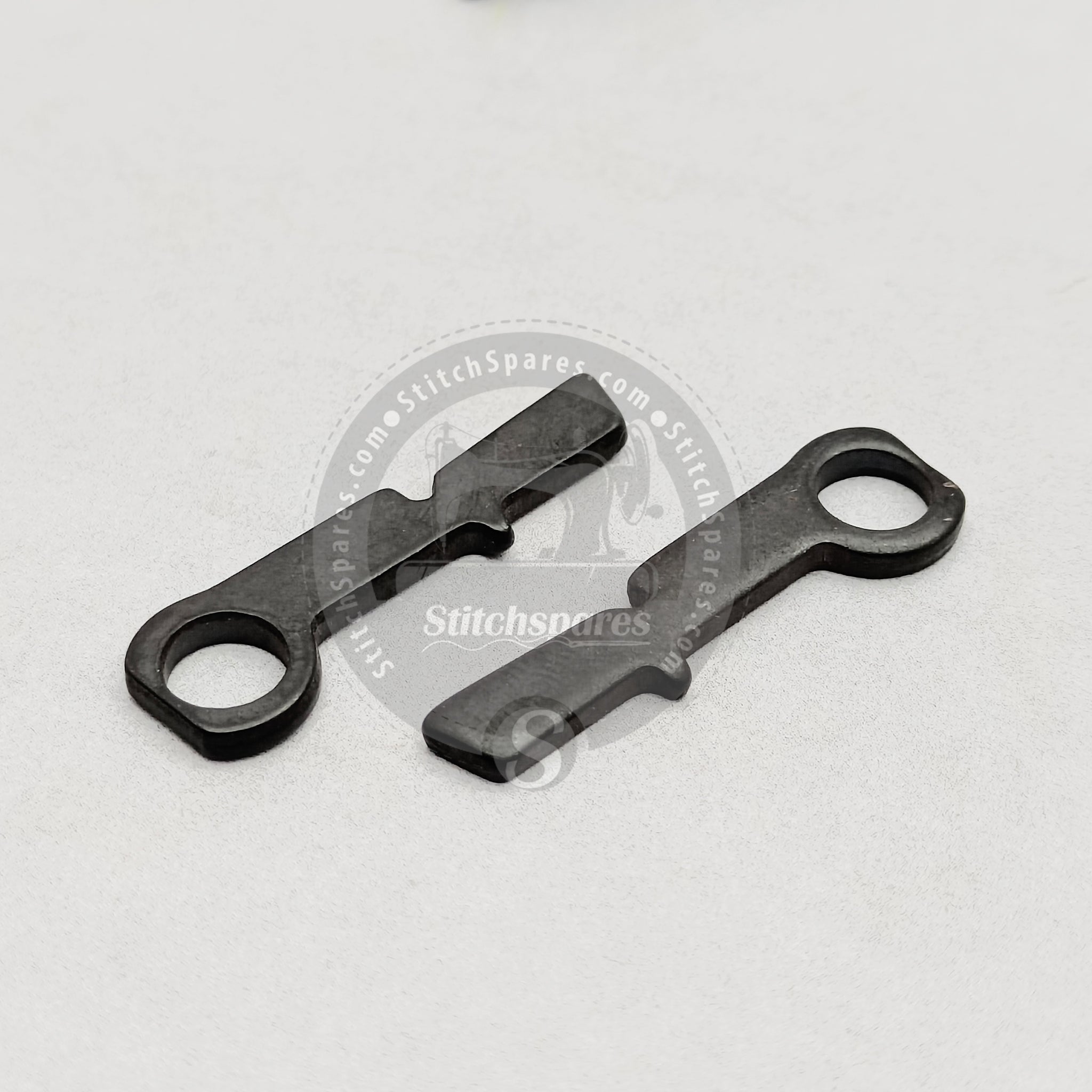 B2426-771-000 Bobbin Picker Presser Plate JUKI LBH-771 Button Hole Sewing Machine Spare Part