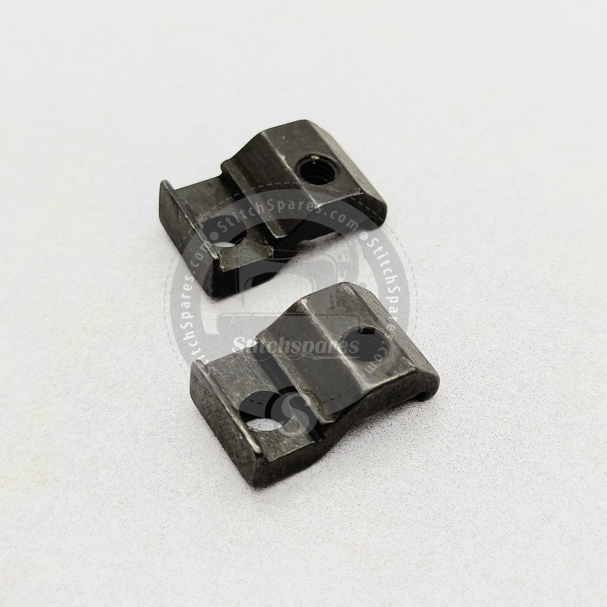 KQ05 SIRUBA 747 OVERLOCK MACHINE