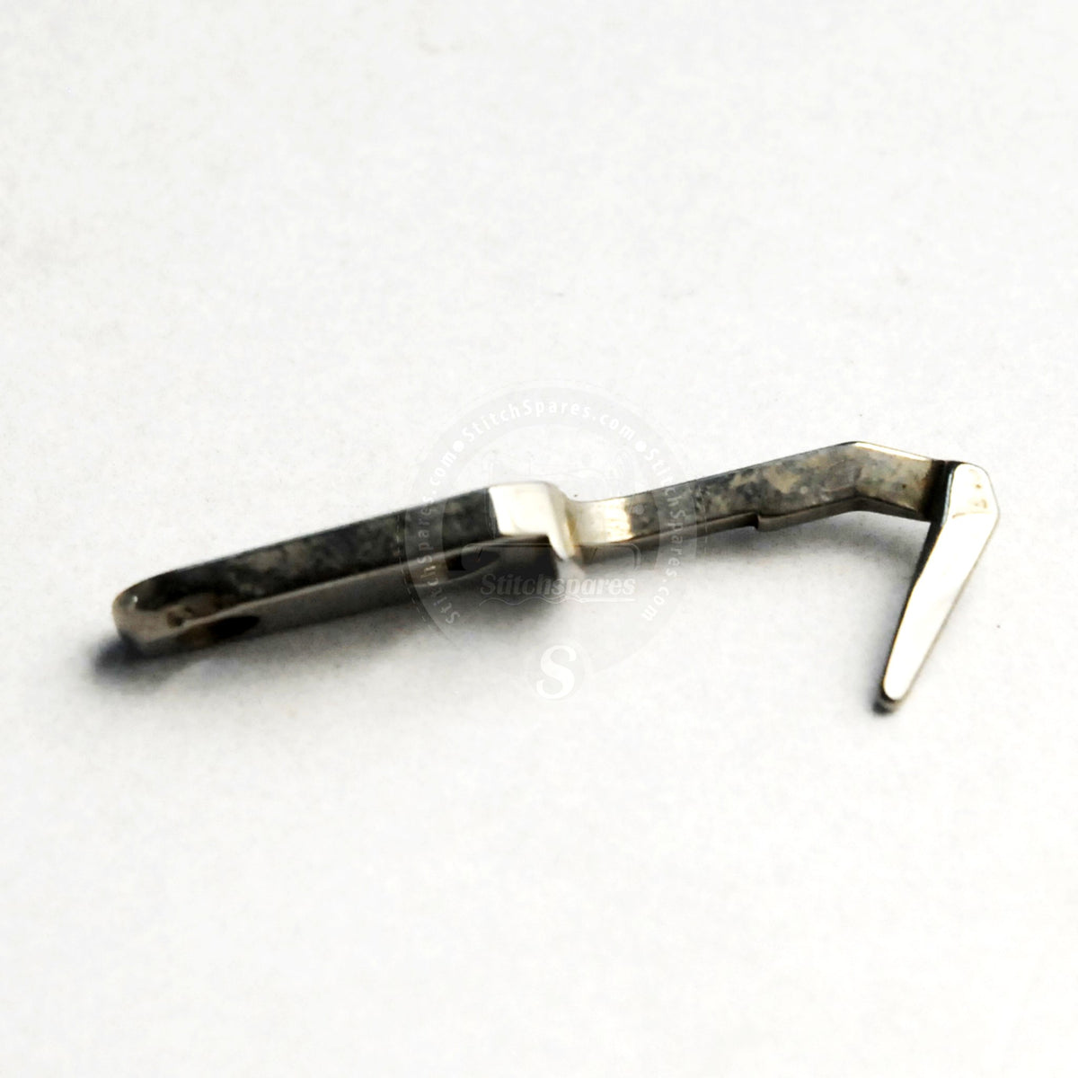 専用ページ(#640-2) 6209201 LOOPER GUARD REAR YAMATO CZ-6000 (4-THREAD) CZ-6020-25-120