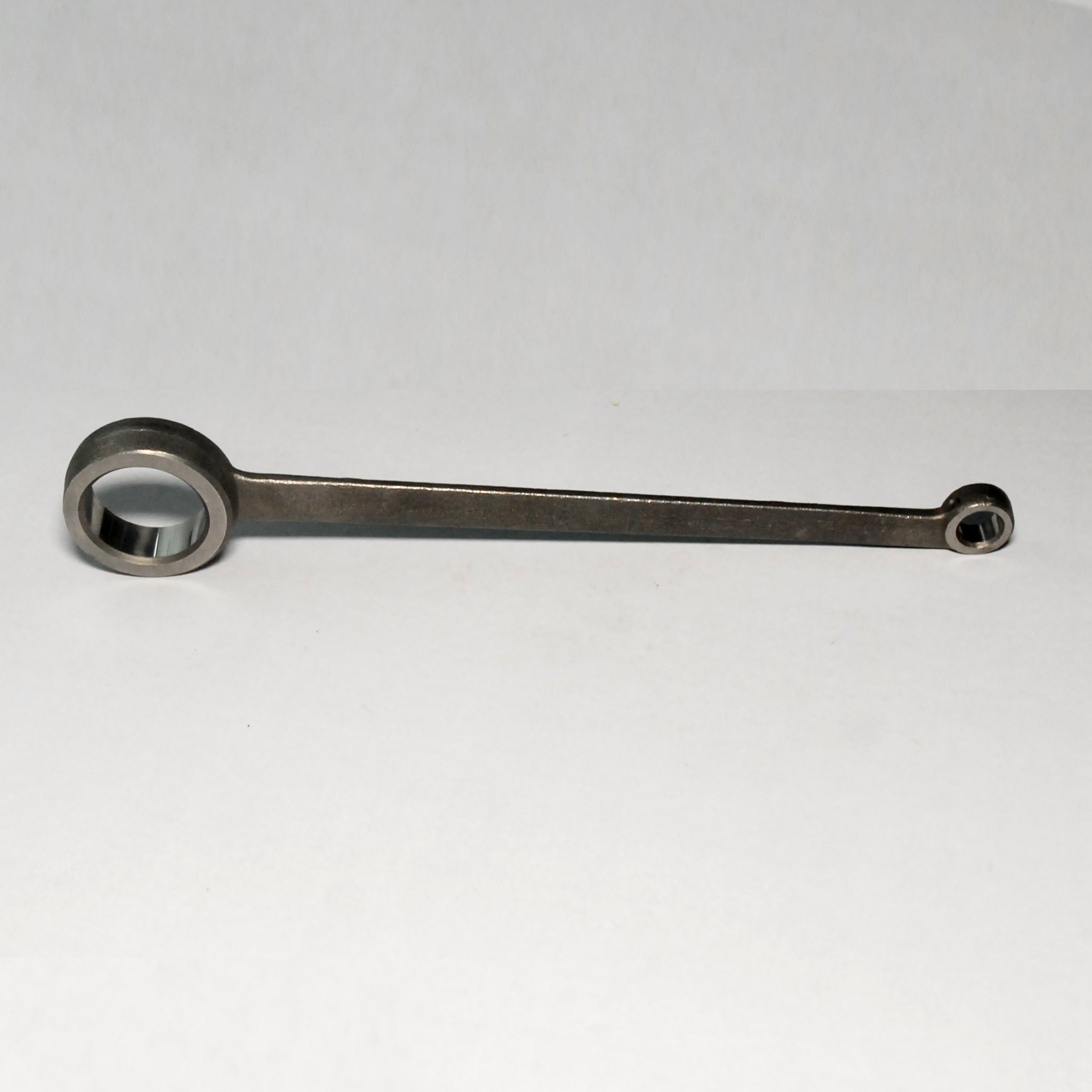 B1612-161-000 Feed Rocker Shaft Juki 2 Or 3 Needle Chain Stitch Machine