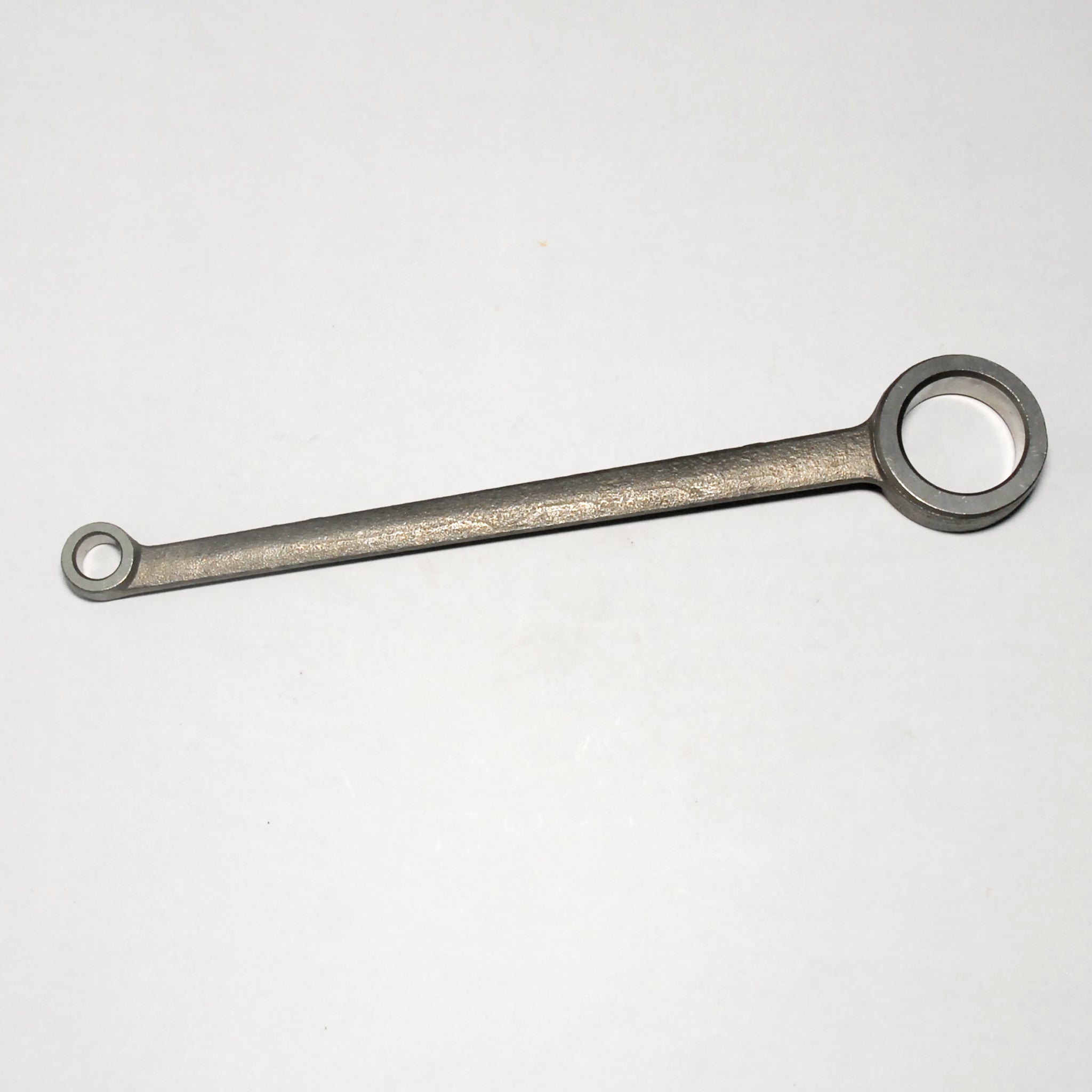 B1612-161-000 Feed Rocker Shaft Juki 2 Or 3 Needle Chain Stitch Machine