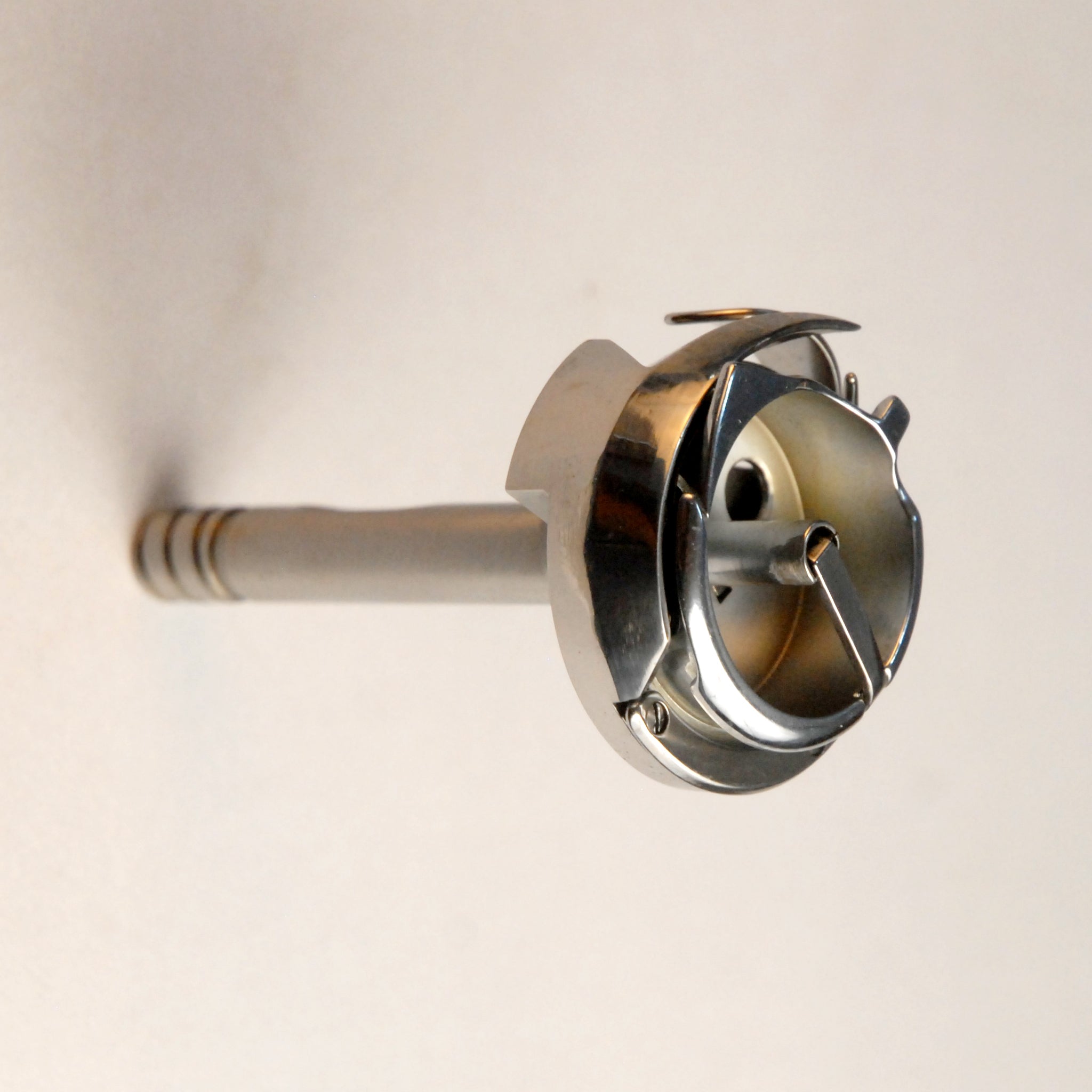 B1830-563-BA0 JUKI LU-1510 Hook ASM. For Extreme Thick T HSH-12-15 MMJ(A)