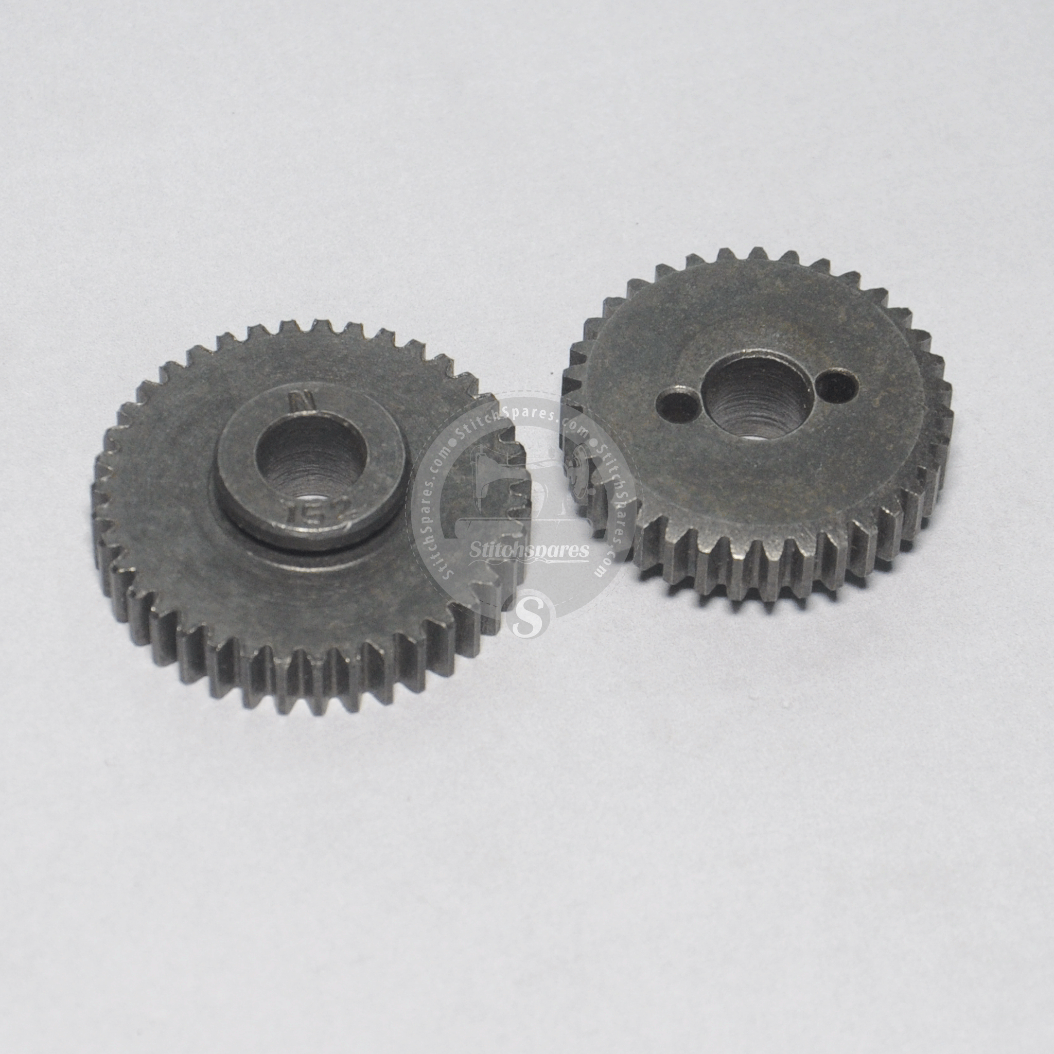 B2934-761-000B2935-761-000 Spur Gear Set 152 X 123 Juki Button Holing Machine