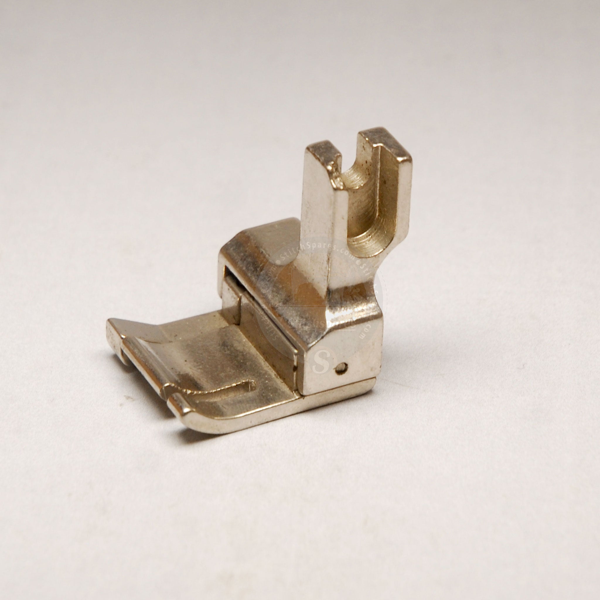 CL 1 / 2 Left Side Compensating Presser Foot For Industrial Sewing Machine Spare Part