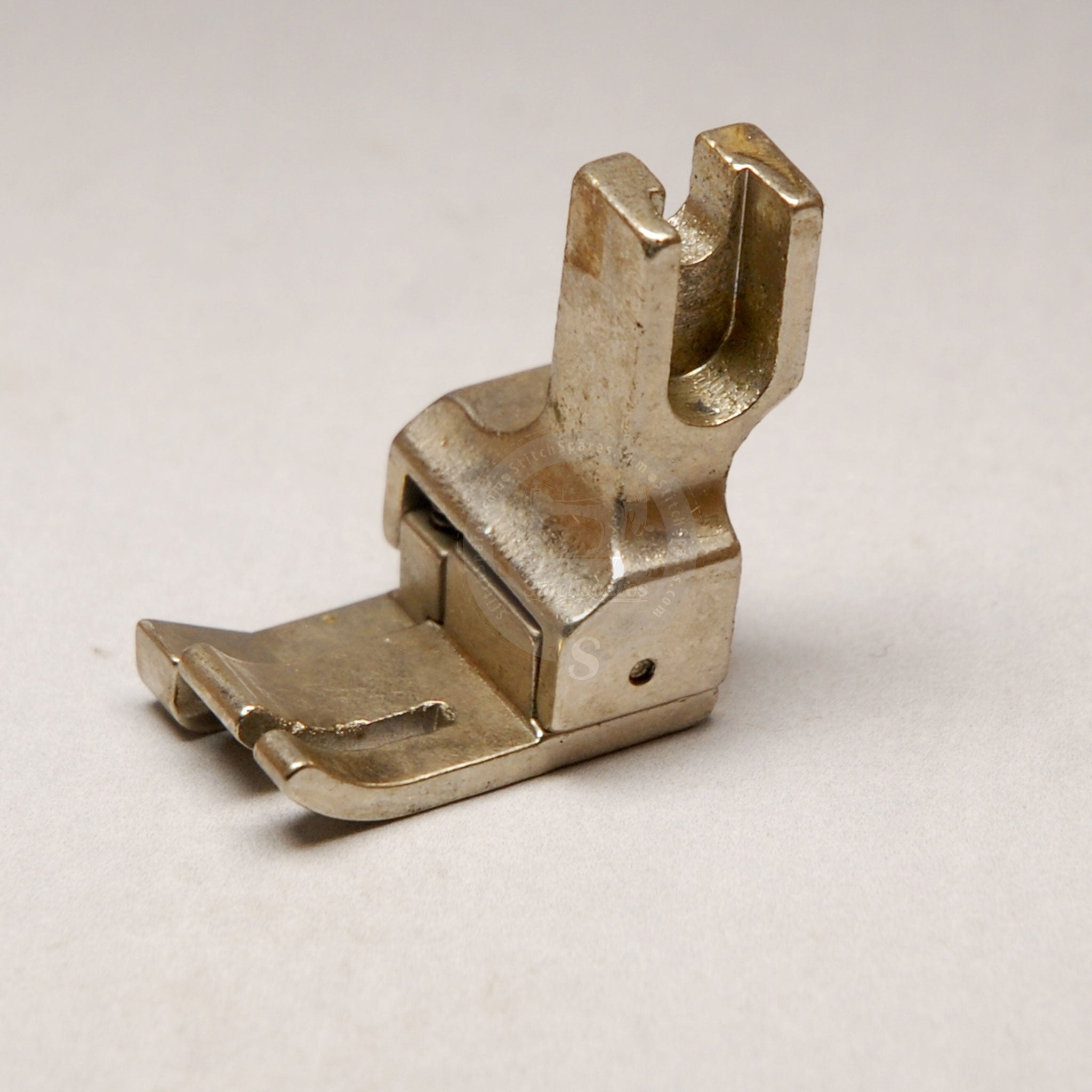 CL 5  16 Left Side Compensating Presser Foot For Industrial Sewing Machine Spare Part