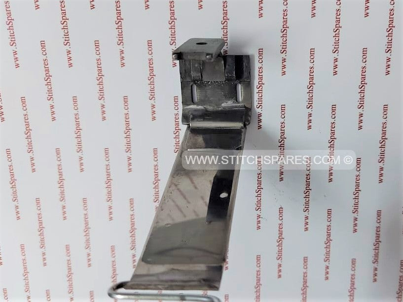 Double Needle Lockstitch Foot Attached Folder (Needle Gauge 3/4