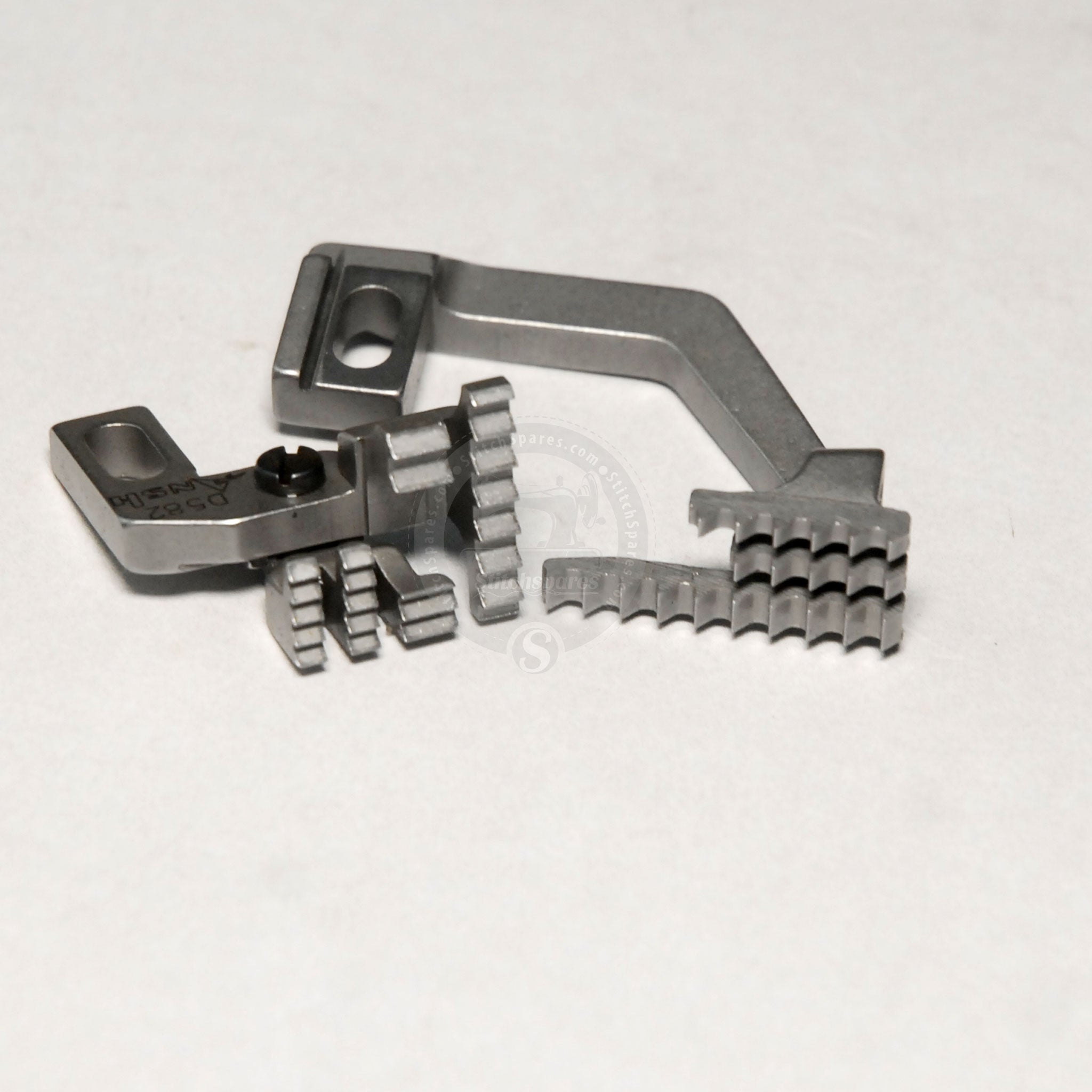 H501D582 Feed Dog 5 Thread Heavy Duty Siruba 747 Overlock Machine Spare Part H501D582 Feed Dog 5 Thread Heavy Duty Siruba 747 Overlock Machine Spare Part