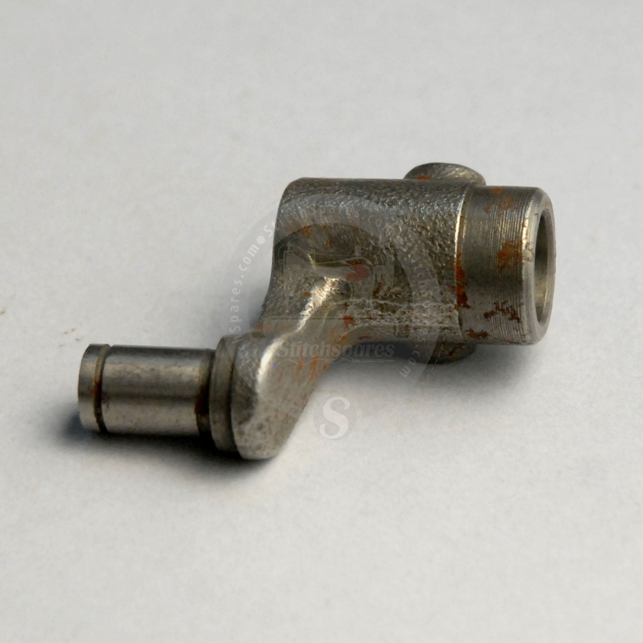 KM28 SIRUBA 747 OVERLOCK MACHINE