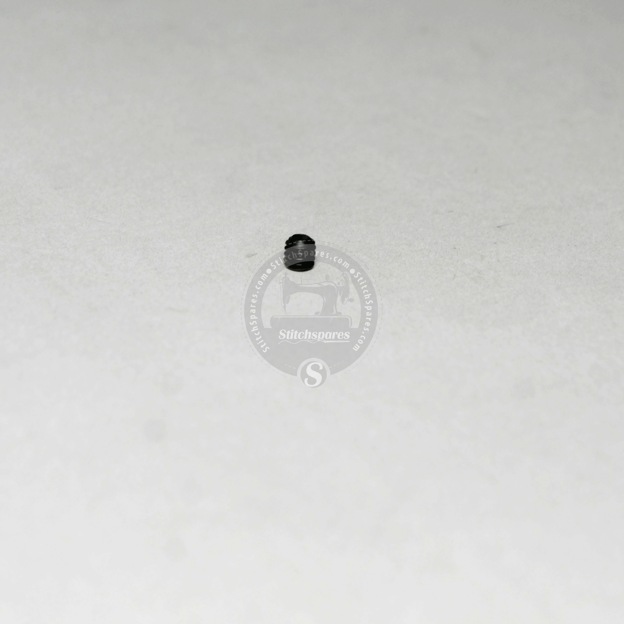 Needle Screw Overlock Machine