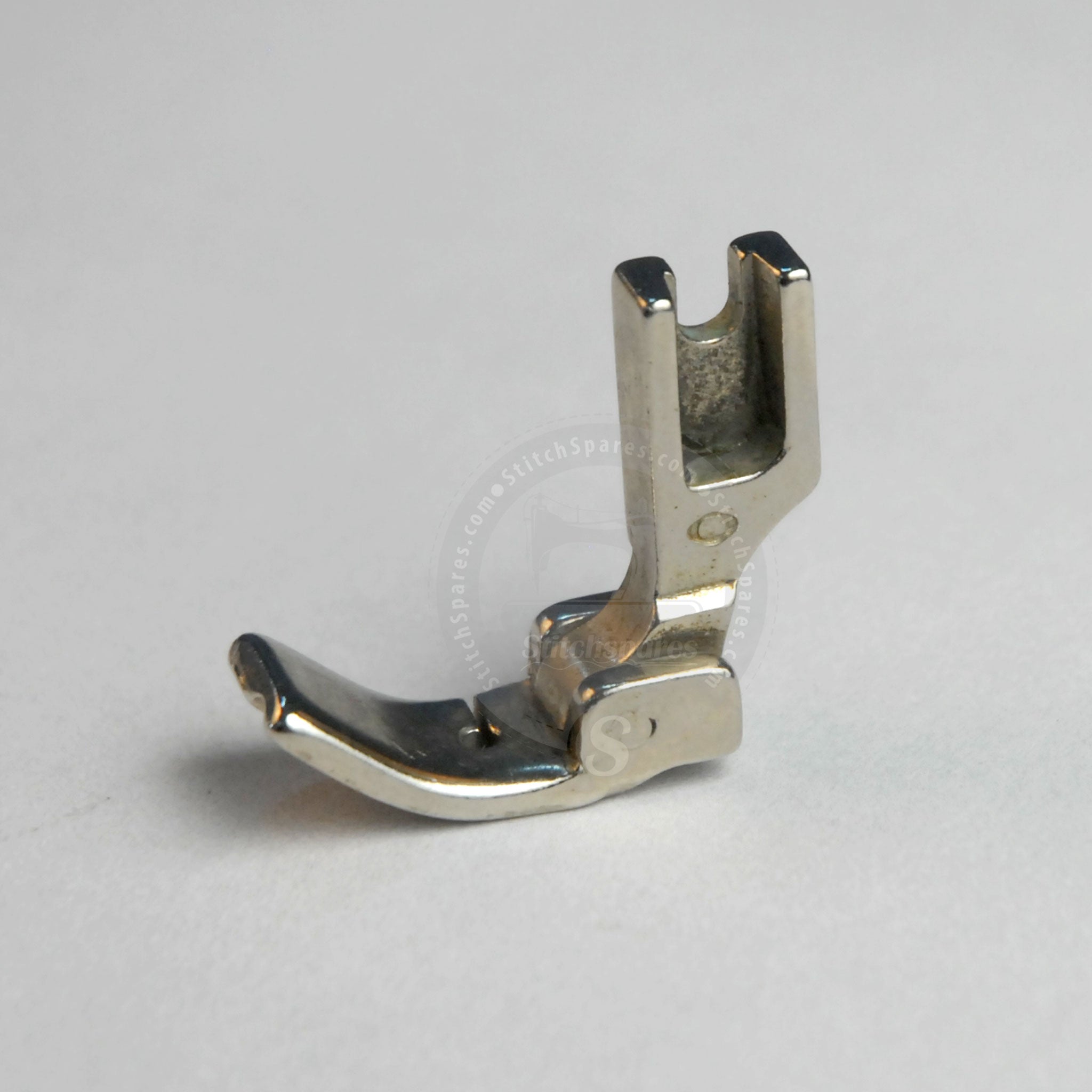 P69RH 1-8 Inch Presser Foot Single Needle Lock-Stitch Machine