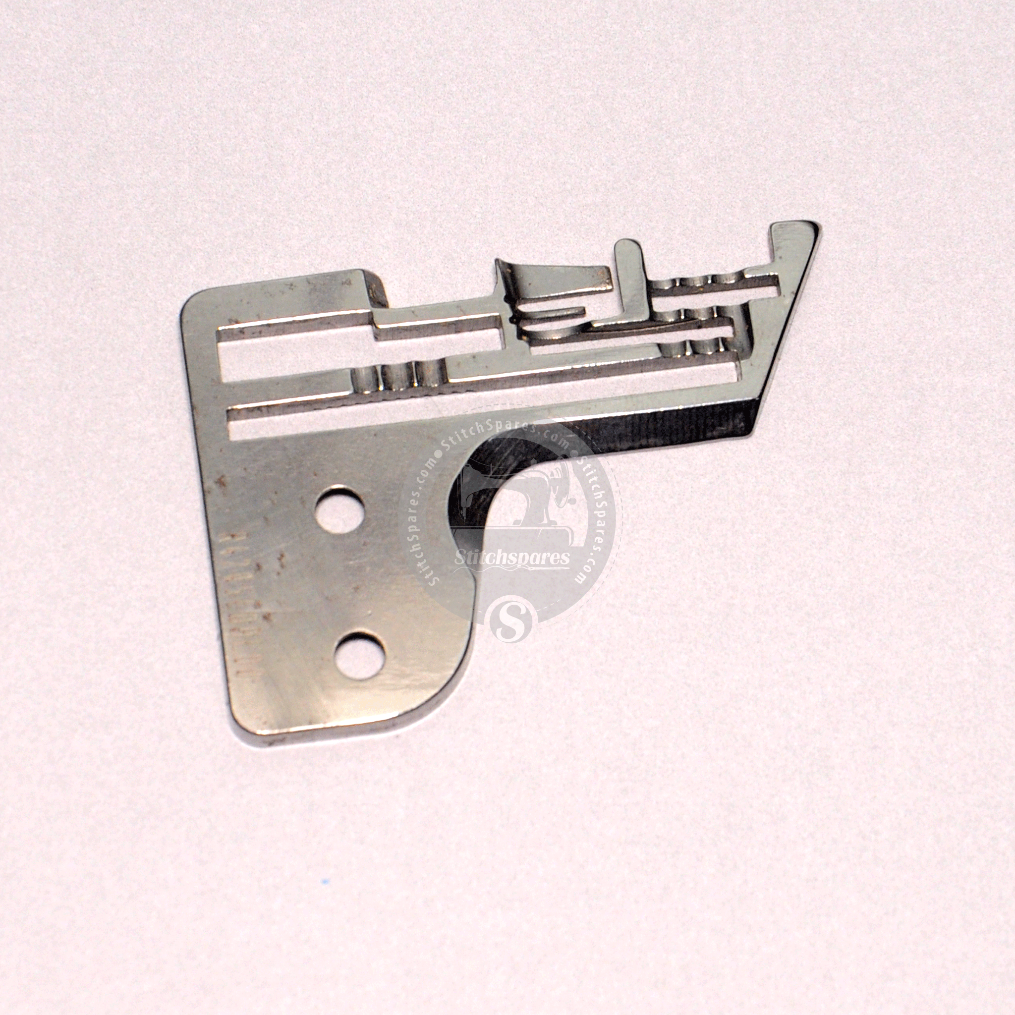 R4205-EOD-E00 Needle Plate JUKI MO-814-B04 Overlock Machine Spare Part