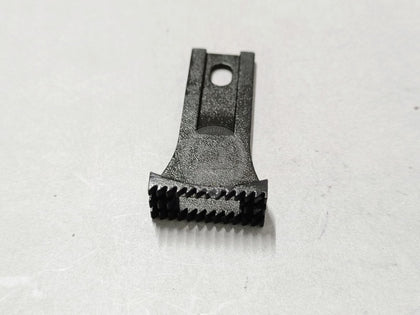 810 E-Type Feed Dog Post Bed Sewing Machine Spare Part