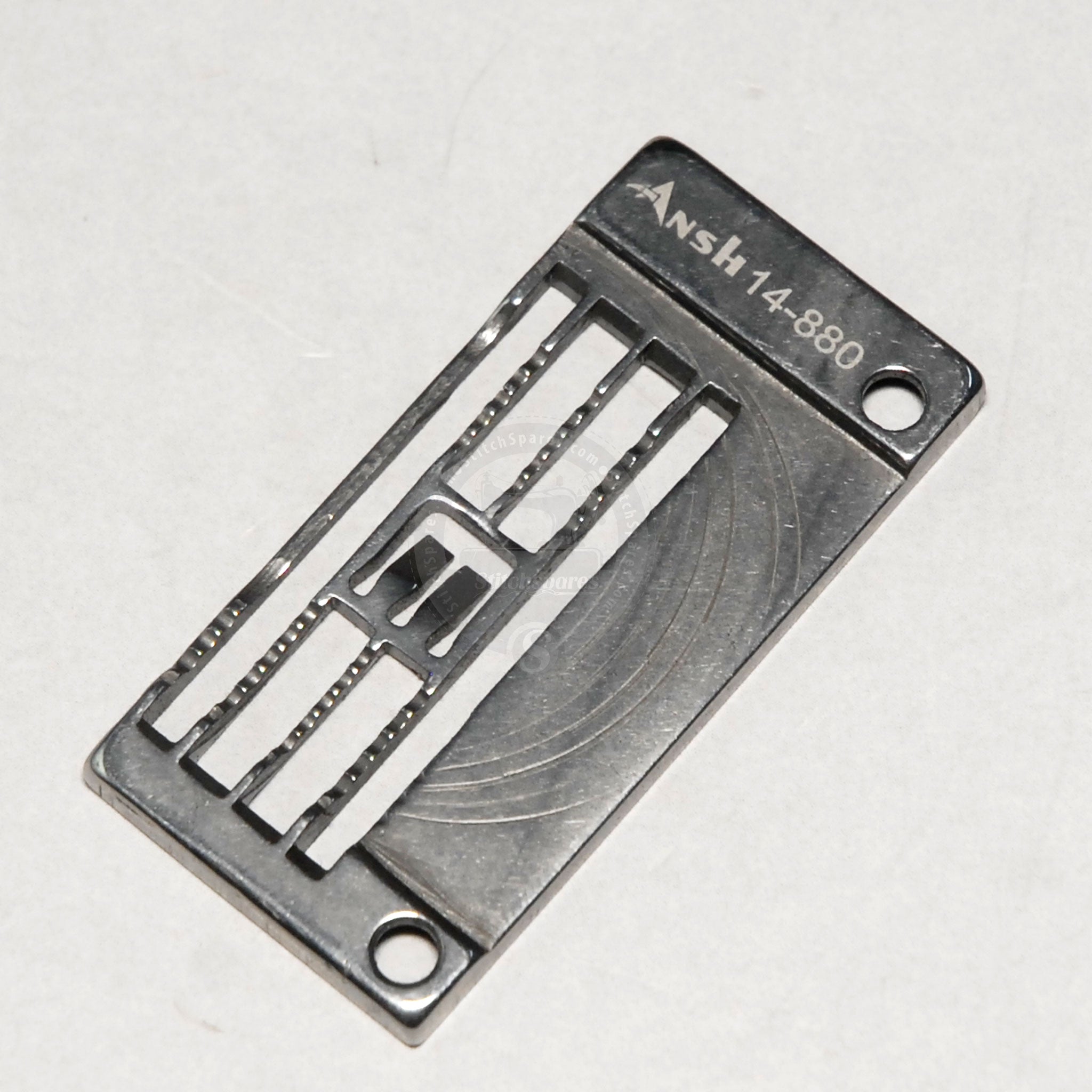 # 14-880 सुई प्लेट कंसाई WX-8800 फ्लैटबेड इंटरलॉक मशीन स्पेयर पार्ट