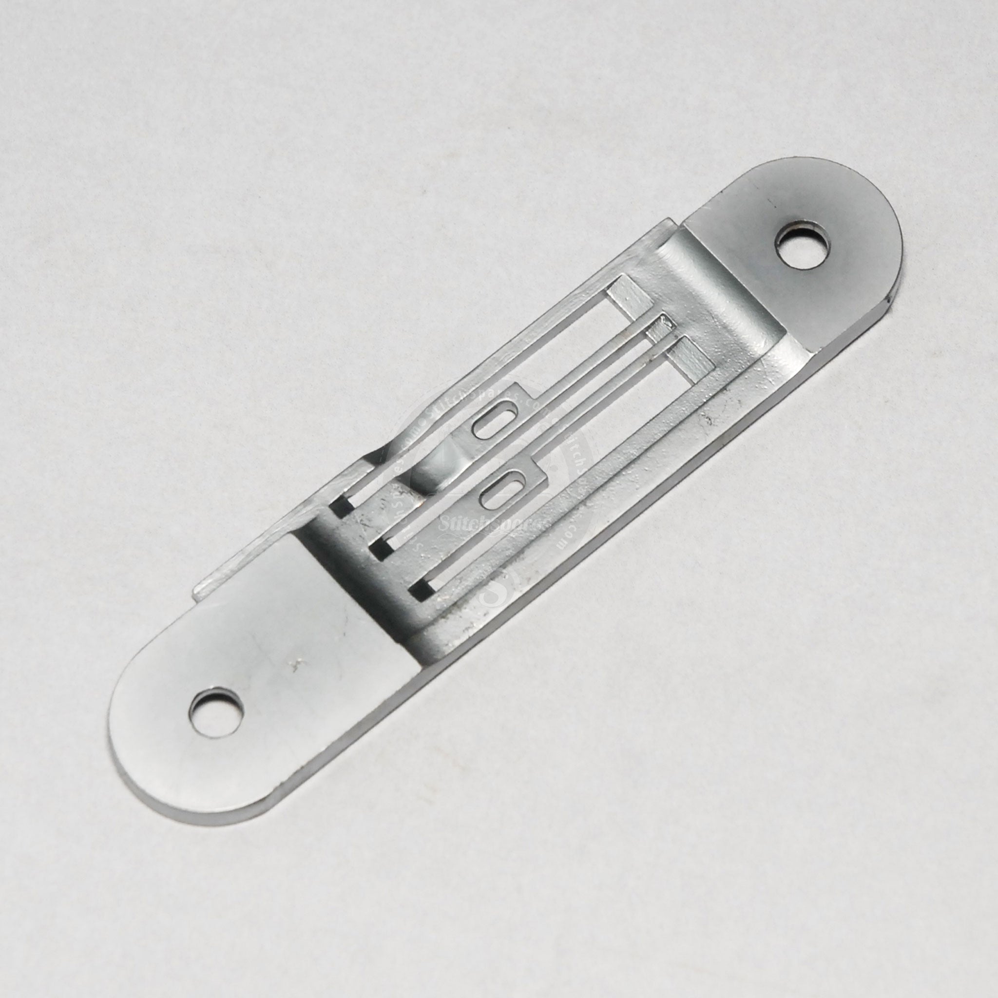 B1103-380-D00 Placa de garganta Placa de aguja JUKI MH-380 Máquina de coser de puntada de cadena de 2 agujas