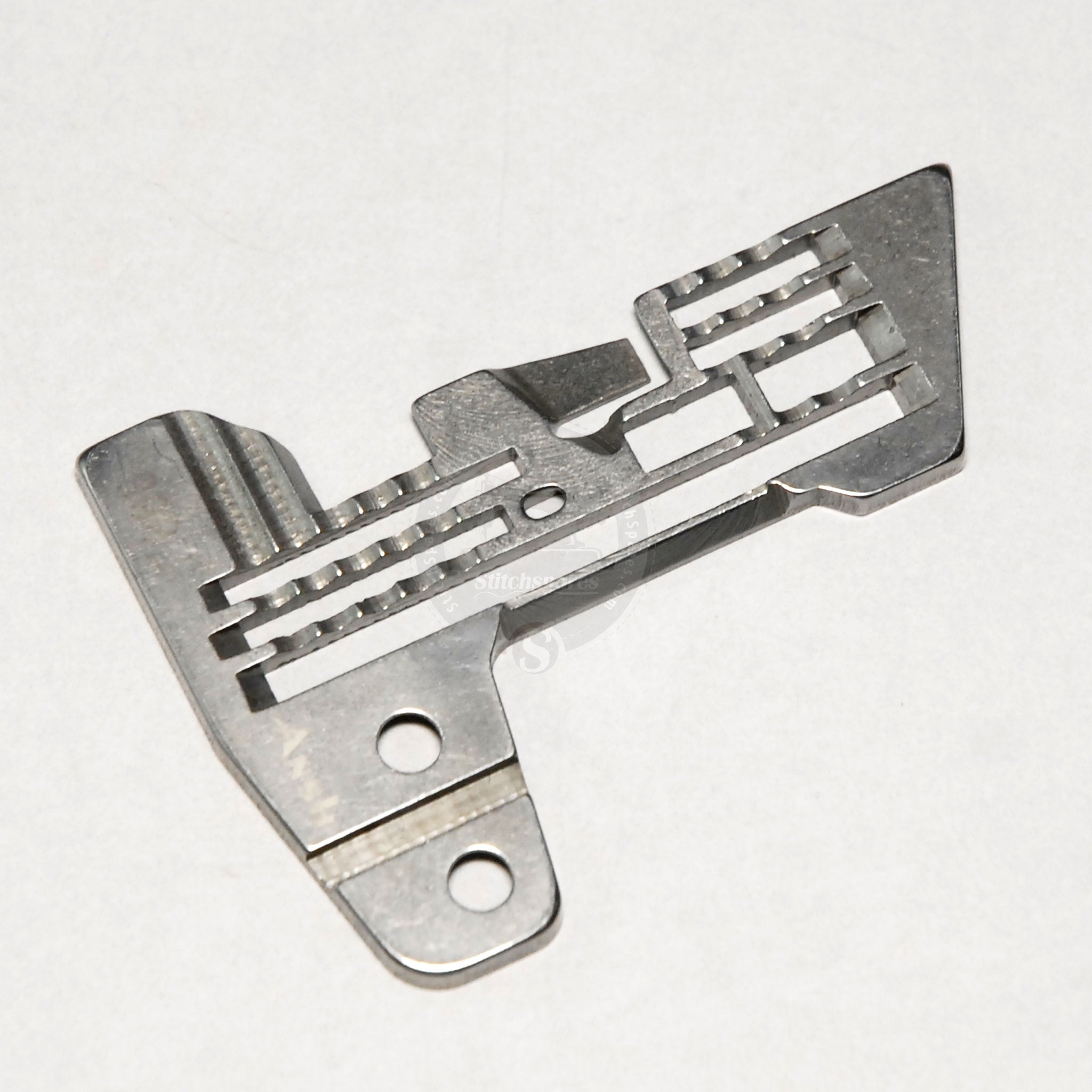 E868 Needle Plate Siruba 700F, 737, 747, 757 Overlock Sewing Machine Spare Part