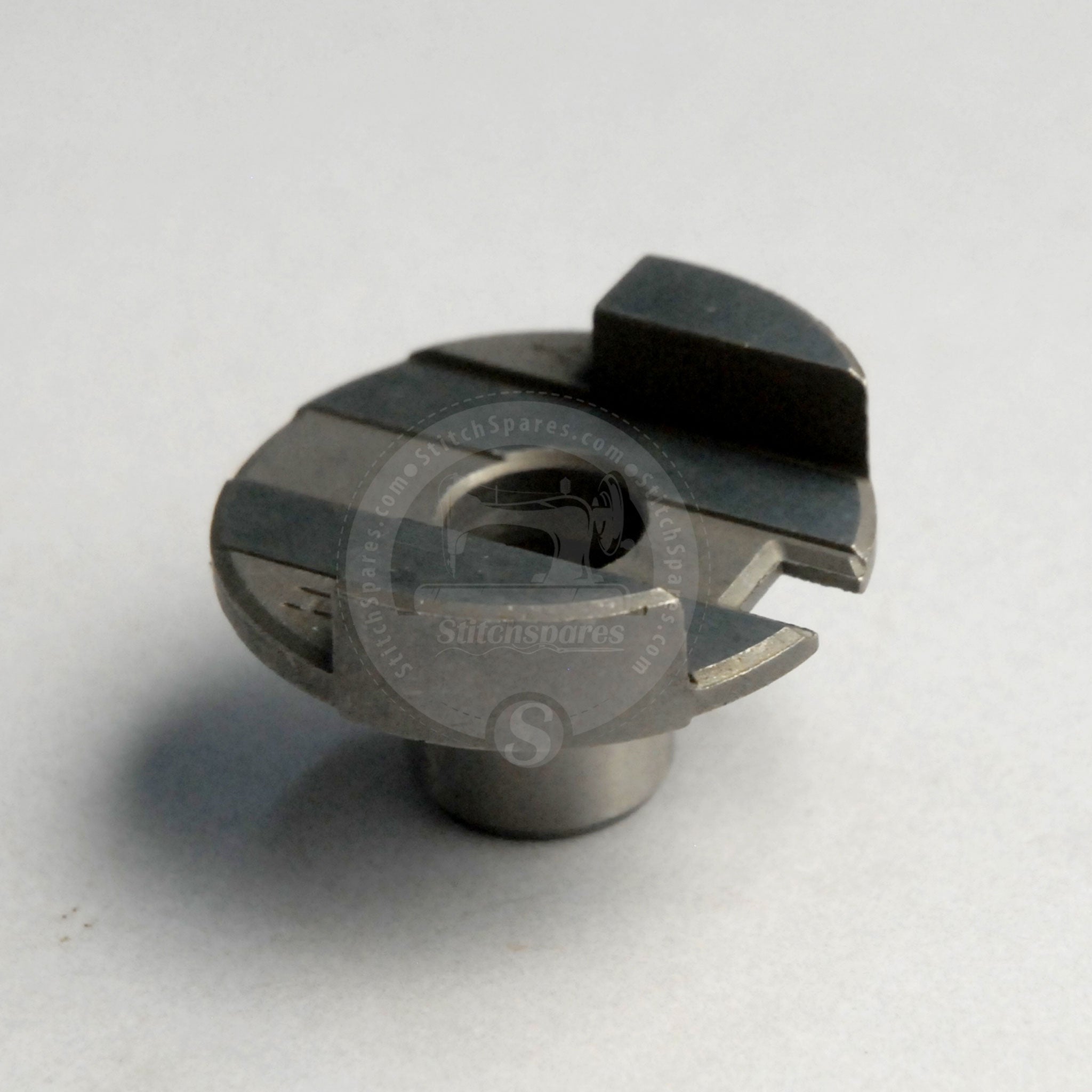 KP09D Eccentric Siruba 700F, 737, 747, 757 Overlock Sewing Machine Spare Part