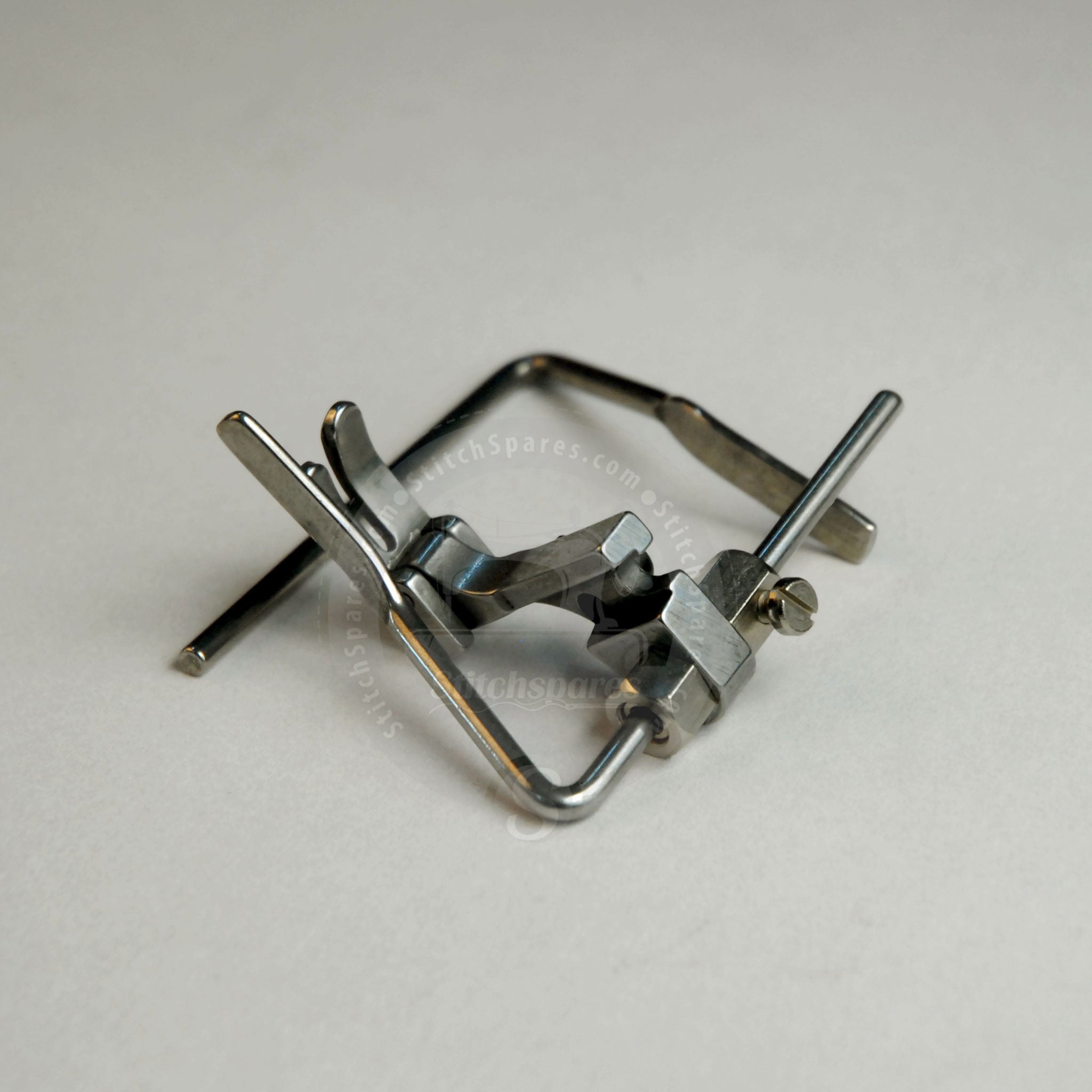 P723 (S521) Máquina de puntada de bloqueo de aguja simple de pie prensatelas