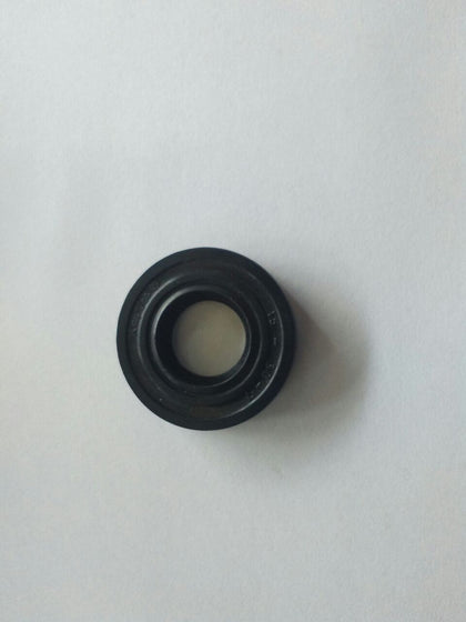 D1208-555-D00 Oil Seal Juki 2-3 Needle Chain Stitch Machine