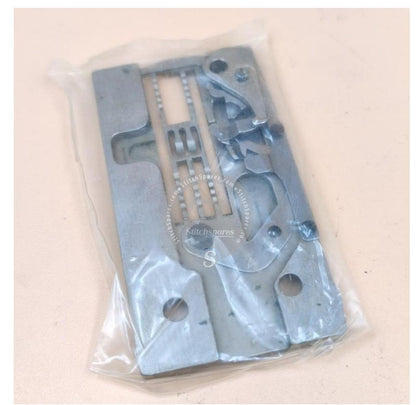 4308273  4308274 Needle Plate YAMATO VT-2500 Inerlock Sewing Machine Spare Part